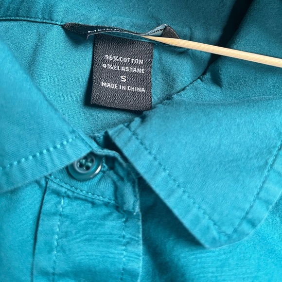 Moda International Women's Button Down Blouse Teal Color Size Small - Picture 11 of 12